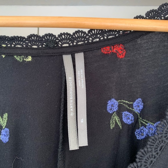 Anthropologie tunic - Picture 2 of 3